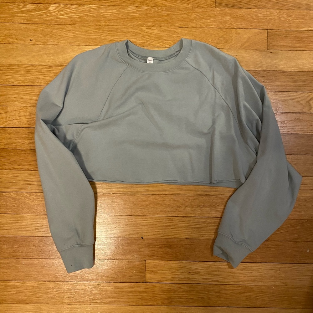 Alo Crop Sweater